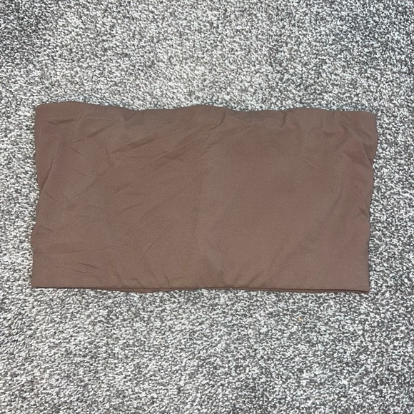 Skims Bandeau size 2X - Picture 3 of 8